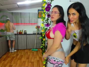 couple Live Sex Girls On Cam with xsexs_girlsx
