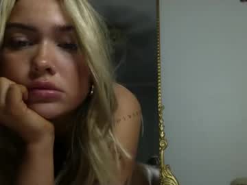 girl Live Sex Girls On Cam with tattedblondiezoe
