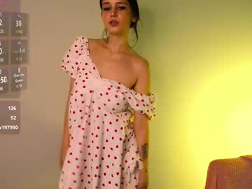girl
        linda_y cam image #18579