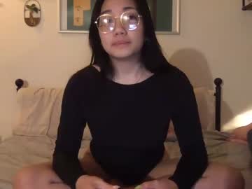 girl
        aznbunnybaby cam image #1554