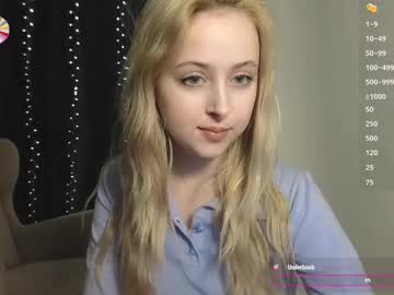 girl
        _chloenovel_ cam image #34182