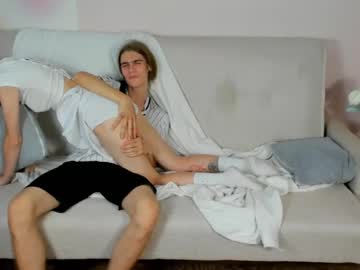 couple
        sunnylioo cam image #12699