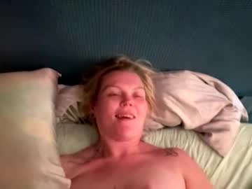 couple Live Sex Girls On Cam with dickeddownsouth