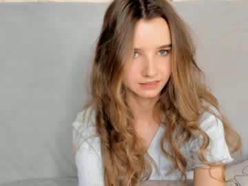 girl
        onyxvespera cam image #36067