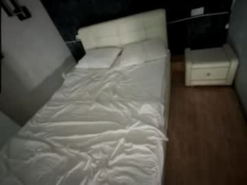 couple Live Sex Girls On Cam with mishel_ms