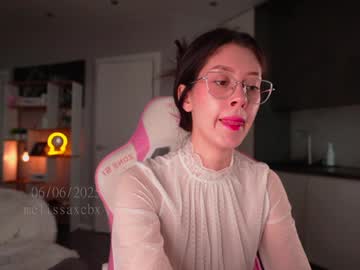 girl
        melissaxcbx cam image #27638