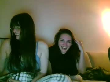 couple Live Sex Girls On Cam with toyshop_gonewild