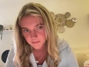 girl Live Sex Girls On Cam with alyssaleary1