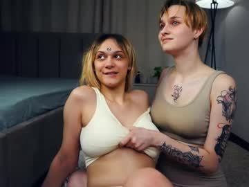 couple Live Sex Girls On Cam with portiagambee