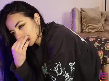 girl
        pao2c_ cam image #33874