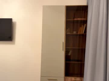 girl
        vixy_luna cam image #35174