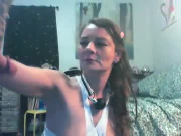 couple Live Sex Girls On Cam with daddyslilslutbucket