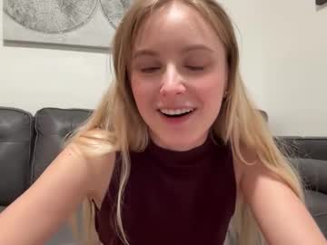 girl
        ellykeyofficial cam image #36730