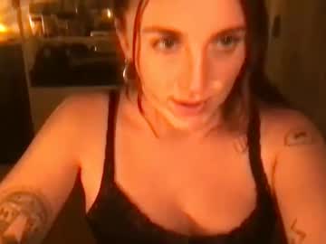 girl
        lilystar777 cam image #17841