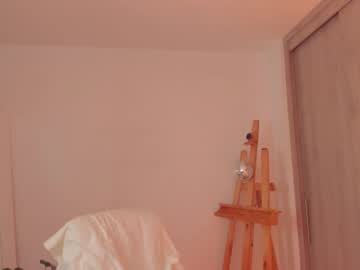 girl
        duna_du cam image #20658