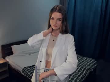 girl
        lusty_miss_di cam image #7288