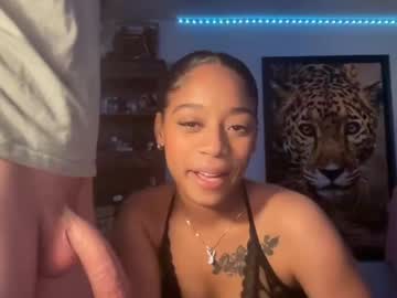 couple Live Sex Girls On Cam with lunaa_11