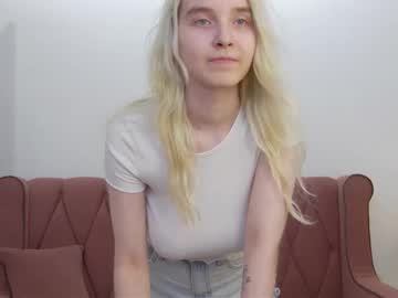 girl Live Sex Girls On Cam with ashly_cherry