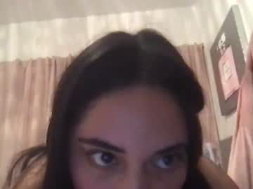girl
        annibabe cam image #2398