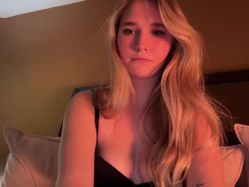 girl
        theoliviaclaire cam image #18859