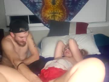 couple Live Sex Girls On Cam with cupleoffreaks