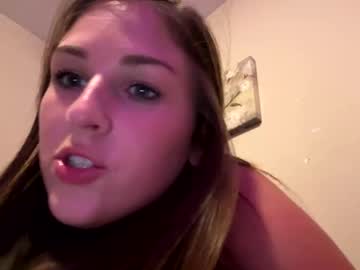 girl
        innocentlilsarah cam image #32408