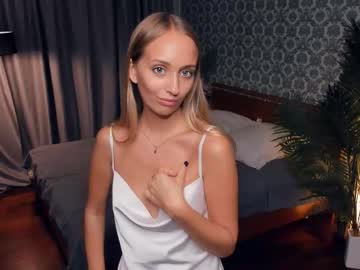 girl
        vellaford cam image #32173