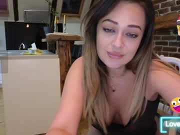 girl
        callyina cam image #23963