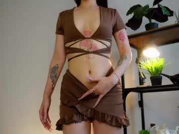 girl
        thisismai cam image #13258