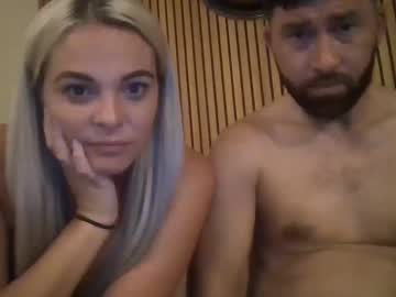 couple Live Sex Girls On Cam with riskni