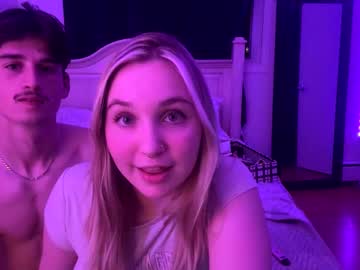 couple Live Sex Girls On Cam with lolaabellaa69