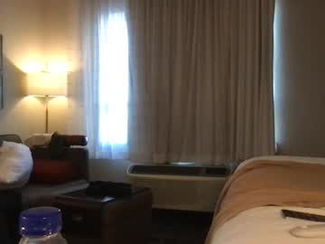 couple Live Sex Girls On Cam with xcalveemolly