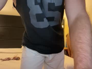 couple Live Sex Girls On Cam with paradisefortwo