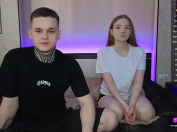 couple Live Sex Girls On Cam with candy_bunnies