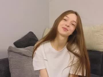 girl
        cherrymira cam image #28206