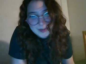 girl
        blablabla308567 cam image #29182