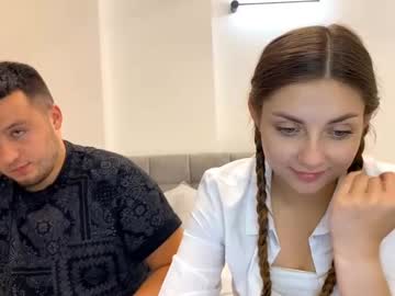 couple Live Sex Girls On Cam with sassyglow