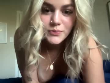 girl
        bellagrayof cam image #14807