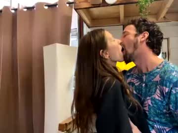 couple Live Sex Girls On Cam with sk8rdom3sum