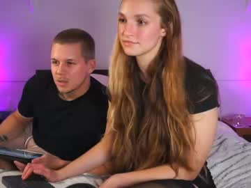 couple
        kinkywonderland cam image #11767