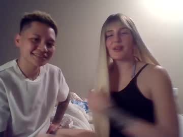 couple Live Sex Girls On Cam with asianpersuasionx_o