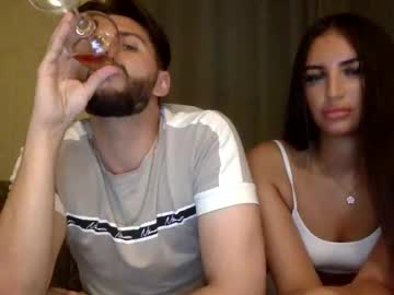 couple
        arianadxxx cam image #15733