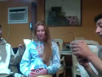 couple Live Sex Girls On Cam with sarmsgoblin23