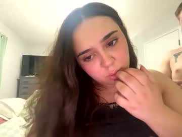 couple Live Sex Girls On Cam with layaslittlelibrary