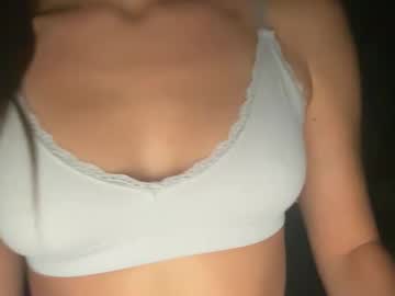 girl
        littlelila446 cam image #31482