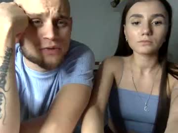 couple Live Sex Girls On Cam with angelina_sunshine