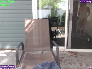 girl
        wildsouthernpeach cam image #13046