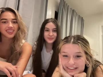 girl
        sophiekaine cam image #19633