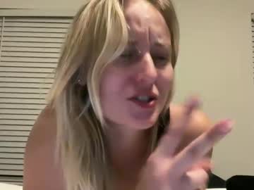 girl
        lexistorms cam image #28545