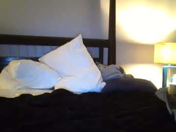 couple Live Sex Girls On Cam with ournaughtyside